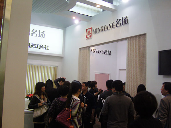金鳳凰窗簾品種多樣，是不錯的選擇！